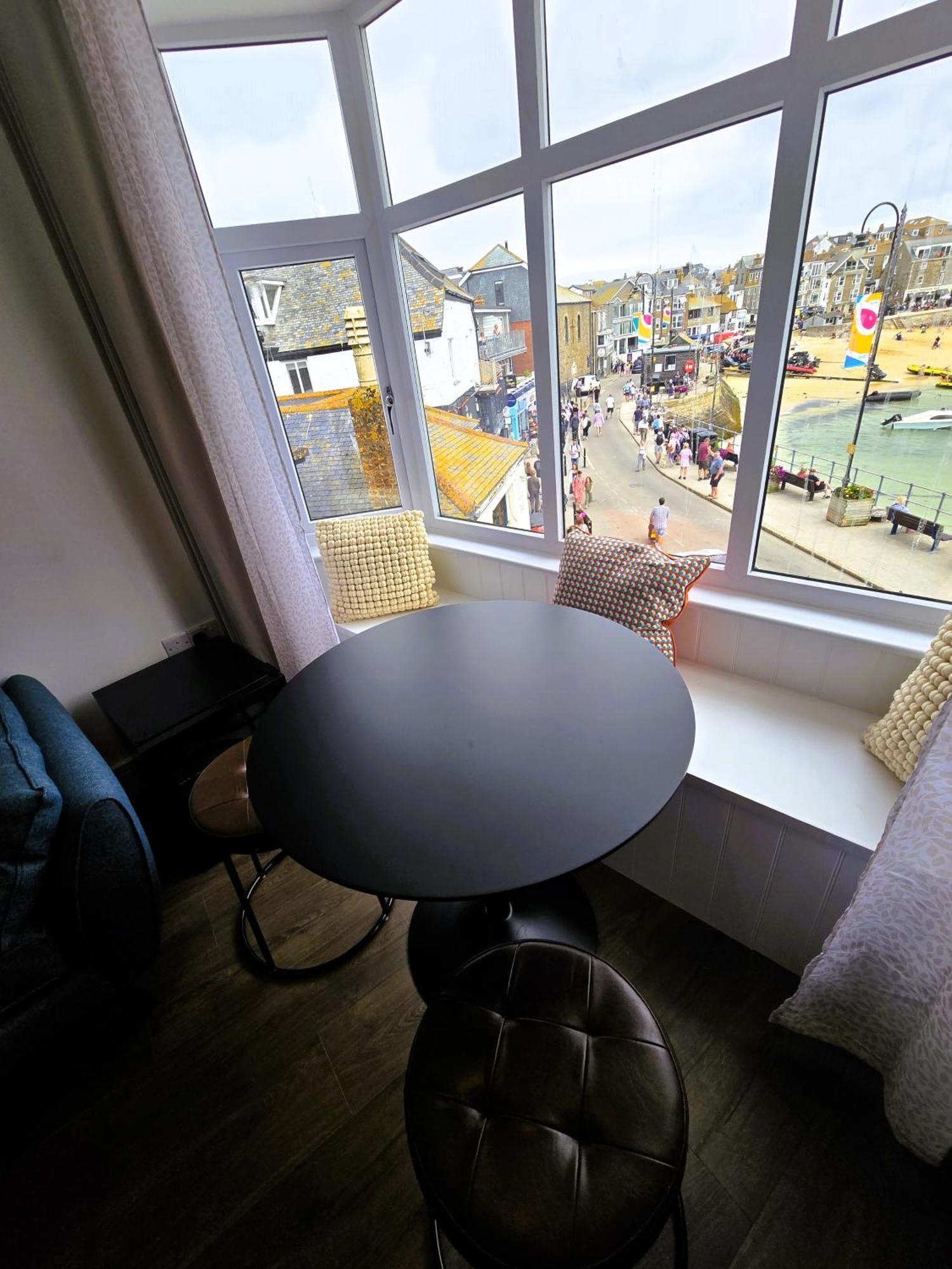 Premier 4 - Stunning Suite, Beautiful Sea Views St Ives Extérieur photo